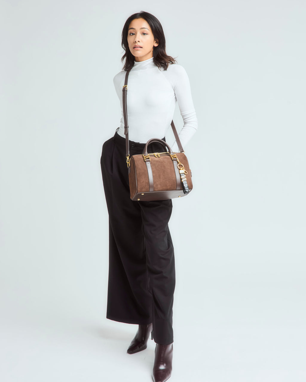 スエードボストンバッグ Chocolate（ブラウン）